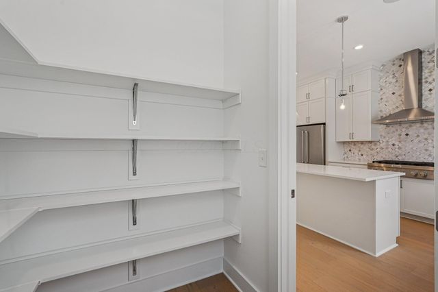 276 Dickenson Street, Columbus, OH 43215