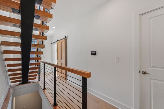 276 Dickenson Street, Columbus, OH 43215