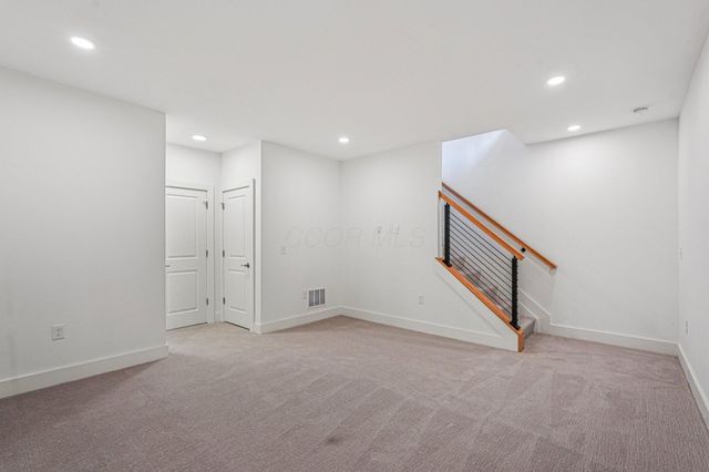 276 Dickenson Street, Columbus, OH 43215