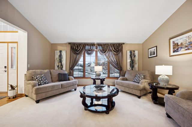 13526 Daisy Court, Rosemount, MN 55068