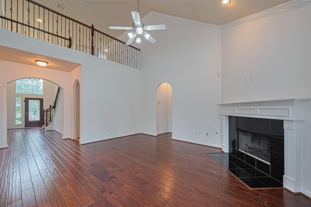 15 Gull Rock Place, Spring, TX 77389