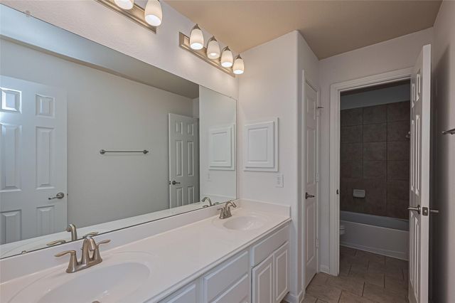 15 Gull Rock Place, Spring, TX 77389