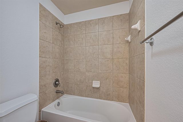 15 Gull Rock Place, Spring, TX 77389