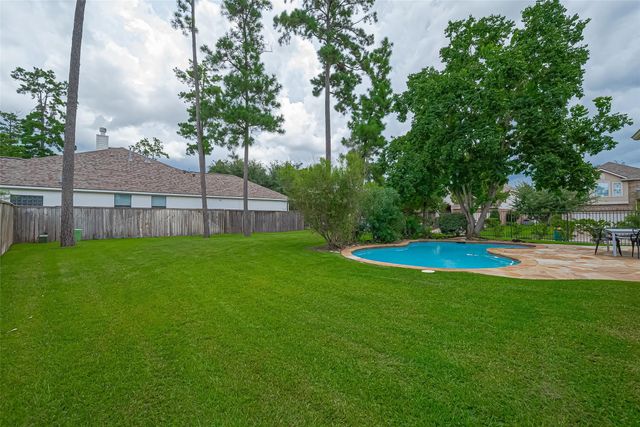 15 Gull Rock Place, Spring, TX 77389