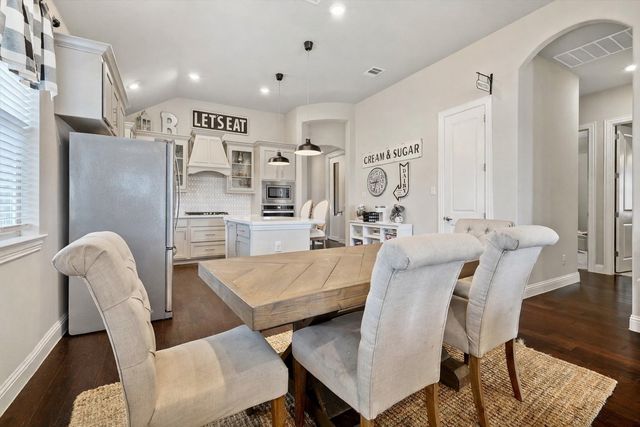 6612 Woodmere Court, Argyle, TX 76226