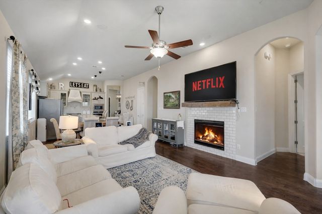 6612 Woodmere Court, Argyle, TX 76226