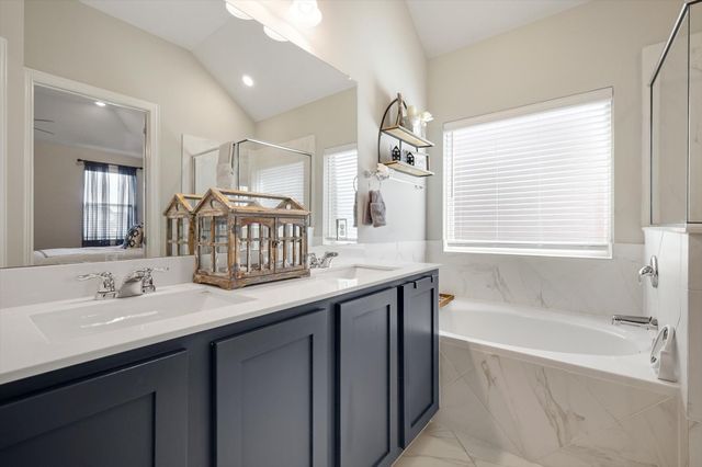 6612 Woodmere Court, Argyle, TX 76226