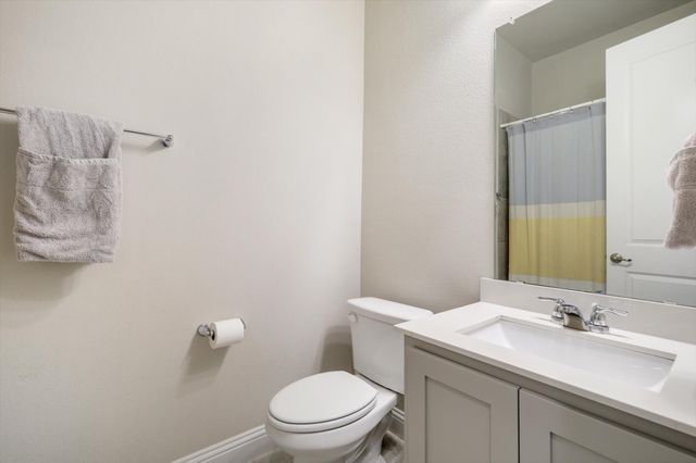 6612 Woodmere Court, Argyle, TX 76226