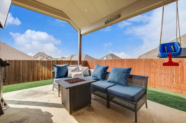 6612 Woodmere Court, Argyle, TX 76226