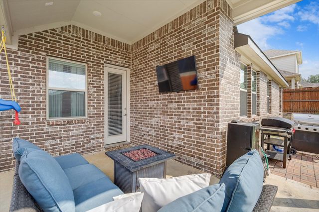 6612 Woodmere Court, Argyle, TX 76226