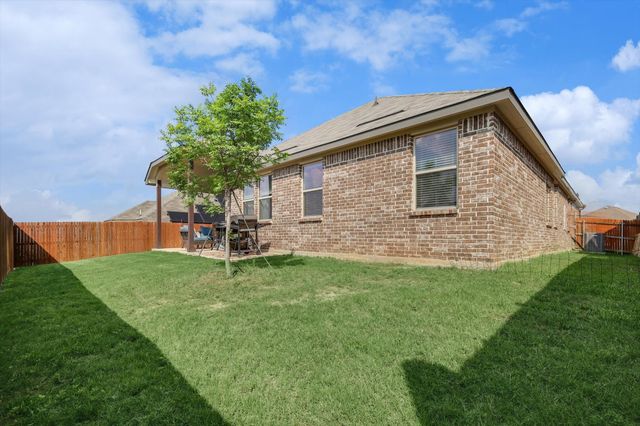6612 Woodmere Court, Argyle, TX 76226