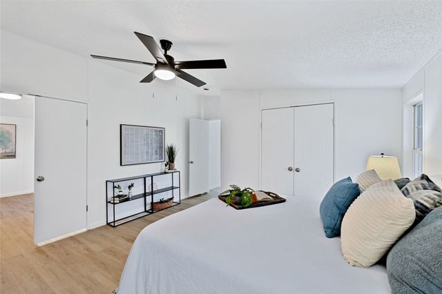 8124 Country Manor Lane, Alvarado, TX 76009