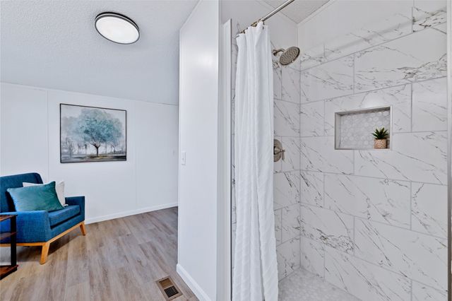 8124 Country Manor Lane, Alvarado, TX 76009