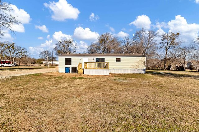 8124 Country Manor Lane, Alvarado, TX 76009