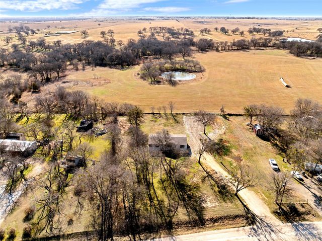 8124 Country Manor Lane, Alvarado, TX 76009