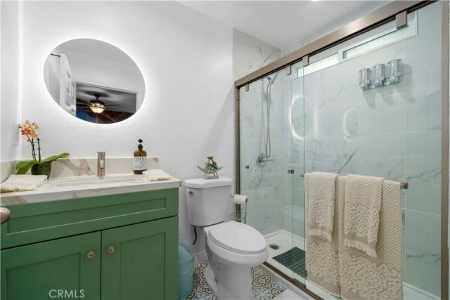 327 E Lanzit, Los Angeles, CA 90061