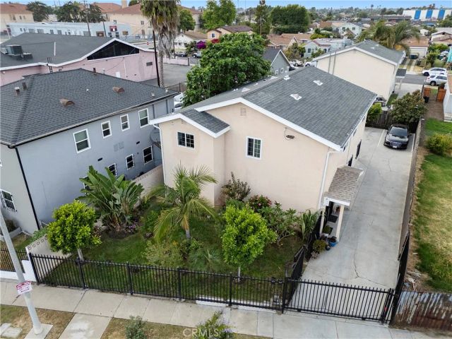 327 E Lanzit, Los Angeles, CA 90061