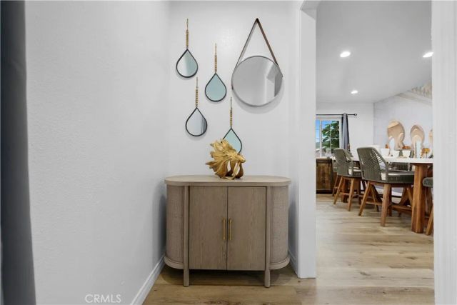 327 E Lanzit, Los Angeles, CA 90061