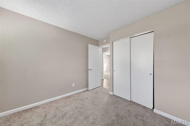 6 Dogwood Lane, St Peters, MO 63376