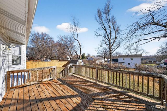 6 Dogwood Lane, St Peters, MO 63376