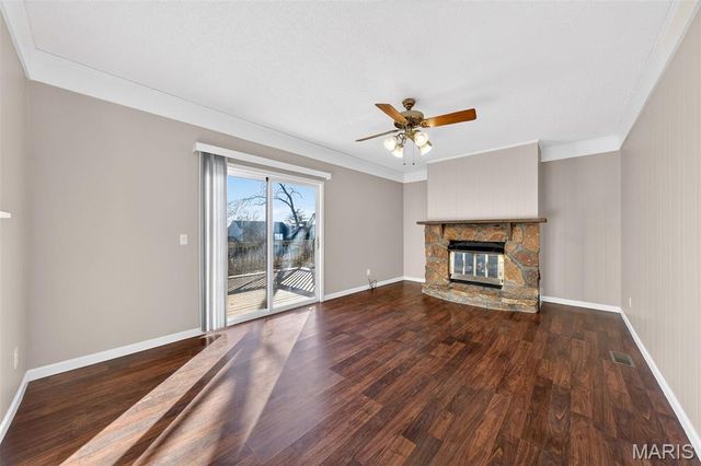 6 Dogwood Lane, St Peters, MO 63376