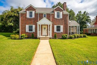 830 Buffalo St, Farmville, VA 23901