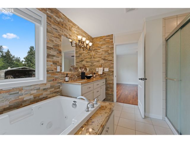 15002 Nw 15TH Ave, Vancouver, WA 98685