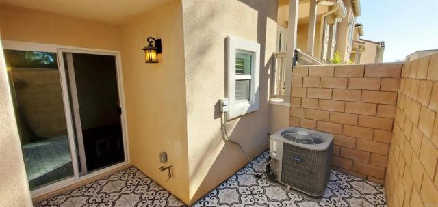 719 Magnolia Avenue, Carlsbad, CA 92008