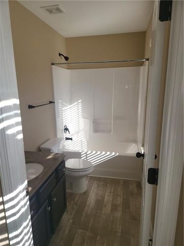 156 Tapestry Drive, Mcdonough, GA 30252