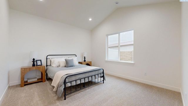 4529 Grove Court, West Richland, WA 99353