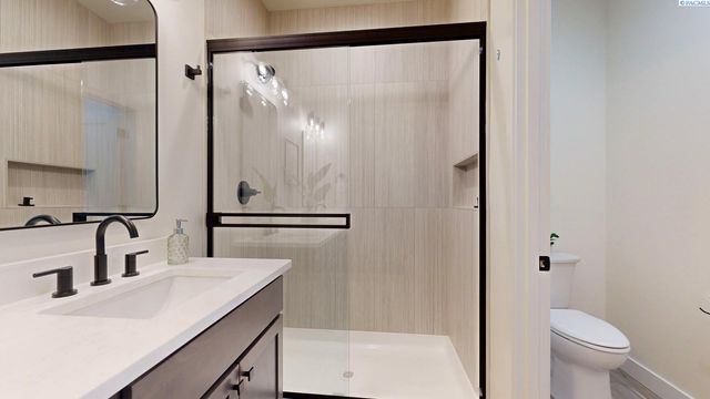 4529 Grove Court, West Richland, WA 99353