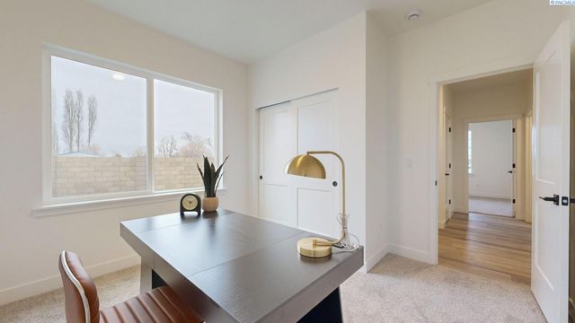 4529 Grove Court, West Richland, WA 99353