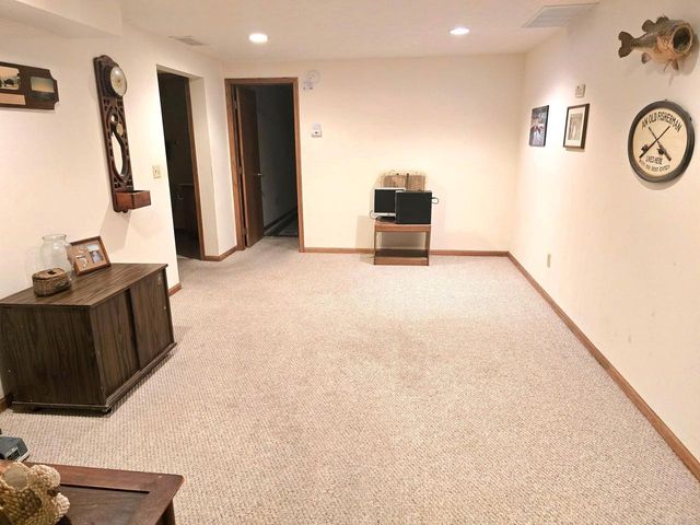 2335 Granite Terrace #32, Beloit, WI 53511