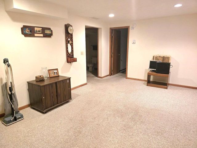 2335 Granite Terrace #32, Beloit, WI 53511