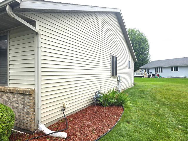 2335 Granite Terrace #32, Beloit, WI 53511