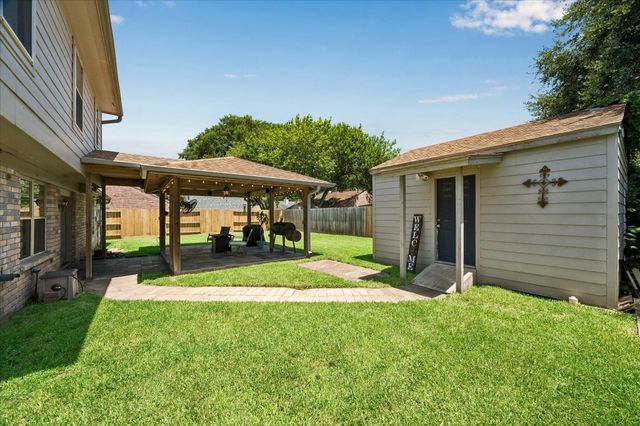 2509 Julie Street, Pearland, TX 77581