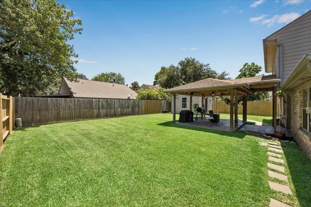 2509 Julie Street, Pearland, TX 77581