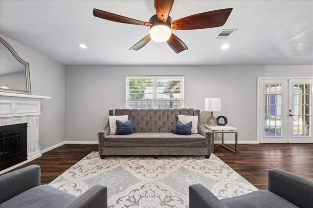 2509 Julie Street, Pearland, TX 77581