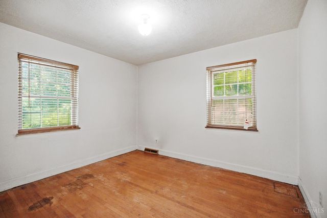5251 Relluk Drive, Green Twp, OH 45238