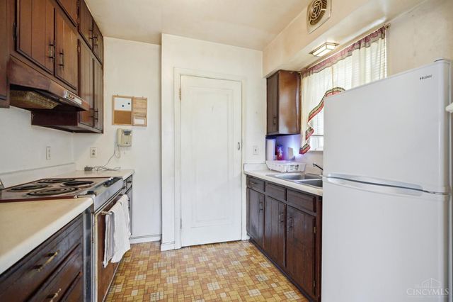 5251 Relluk Drive, Green Twp, OH 45238