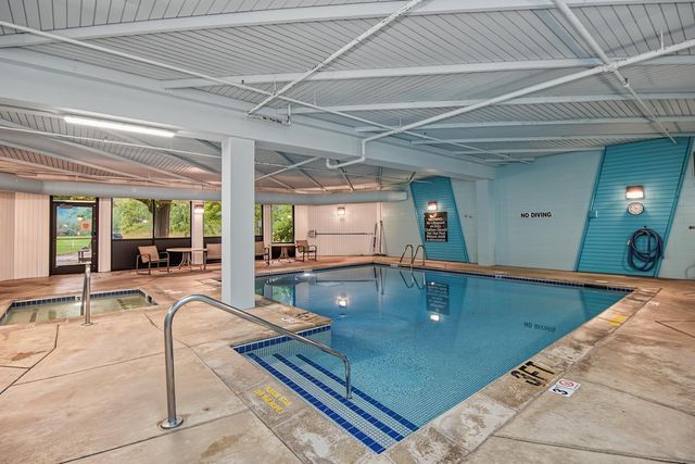 9700 Portland Avenue S 128, Bloomington, MN 55420