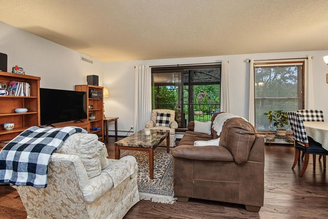 9700 Portland Avenue S 128, Bloomington, MN 55420
