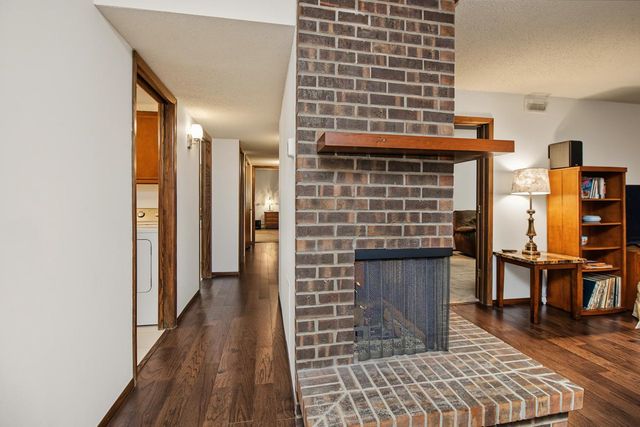 9700 Portland Avenue S 128, Bloomington, MN 55420