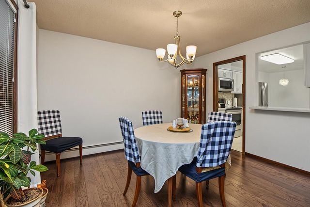 9700 Portland Avenue S 128, Bloomington, MN 55420