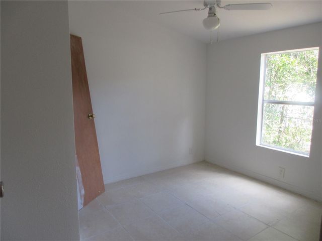 18601 SE 24TH LANE, Ocklawaha, FL 32179