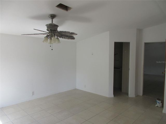 18601 SE 24TH LANE, Ocklawaha, FL 32179