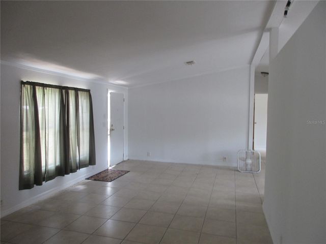 18601 SE 24TH LANE, Ocklawaha, FL 32179