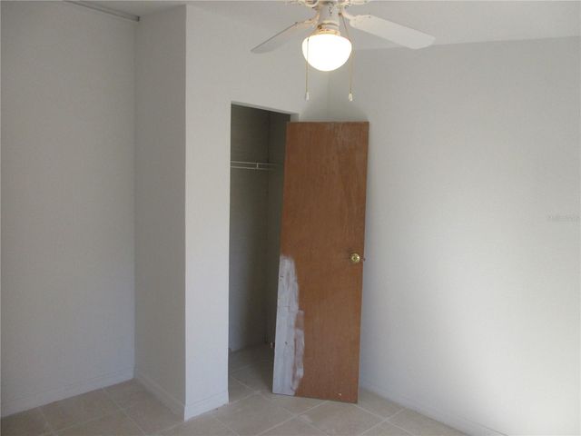 18601 SE 24TH LANE, Ocklawaha, FL 32179