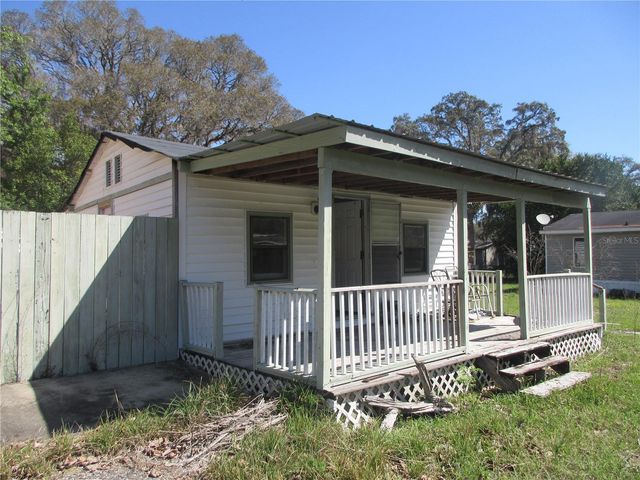 18601 SE 24TH LANE, Ocklawaha, FL 32179