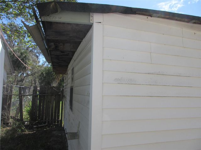 18601 SE 24TH LANE, Ocklawaha, FL 32179